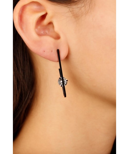 Kristal Taşlı Bayan Küpe