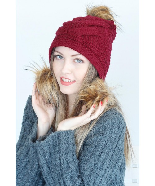 Tüylü Tasarım Bordo Ponponlu Bayan Bere